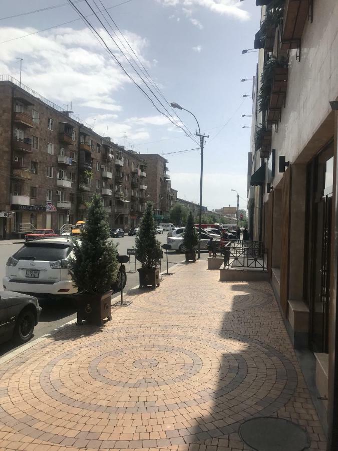 Armenian Inn Jerevan Eksteriør bilde