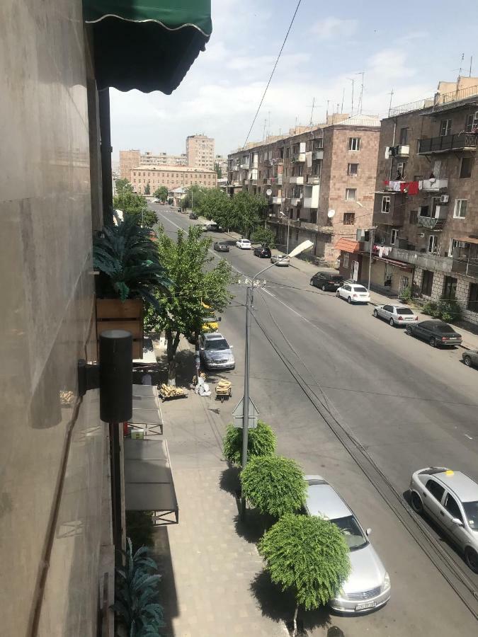Armenian Inn Jerevan Eksteriør bilde